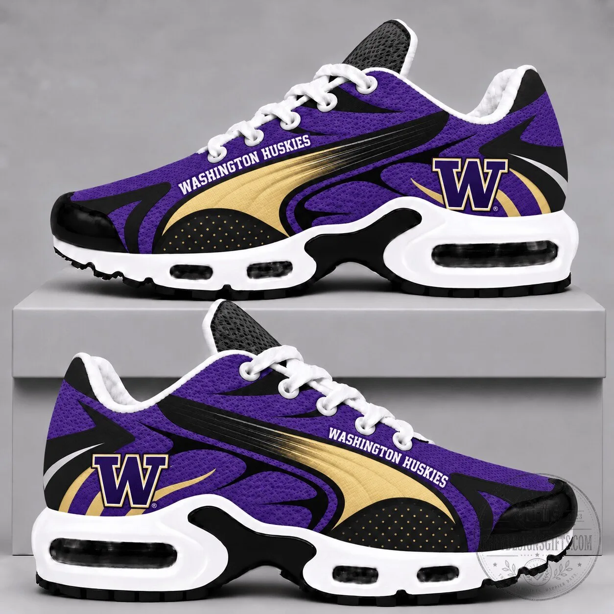 Washington Huskies Purple Gold Team Logo Running Shoes